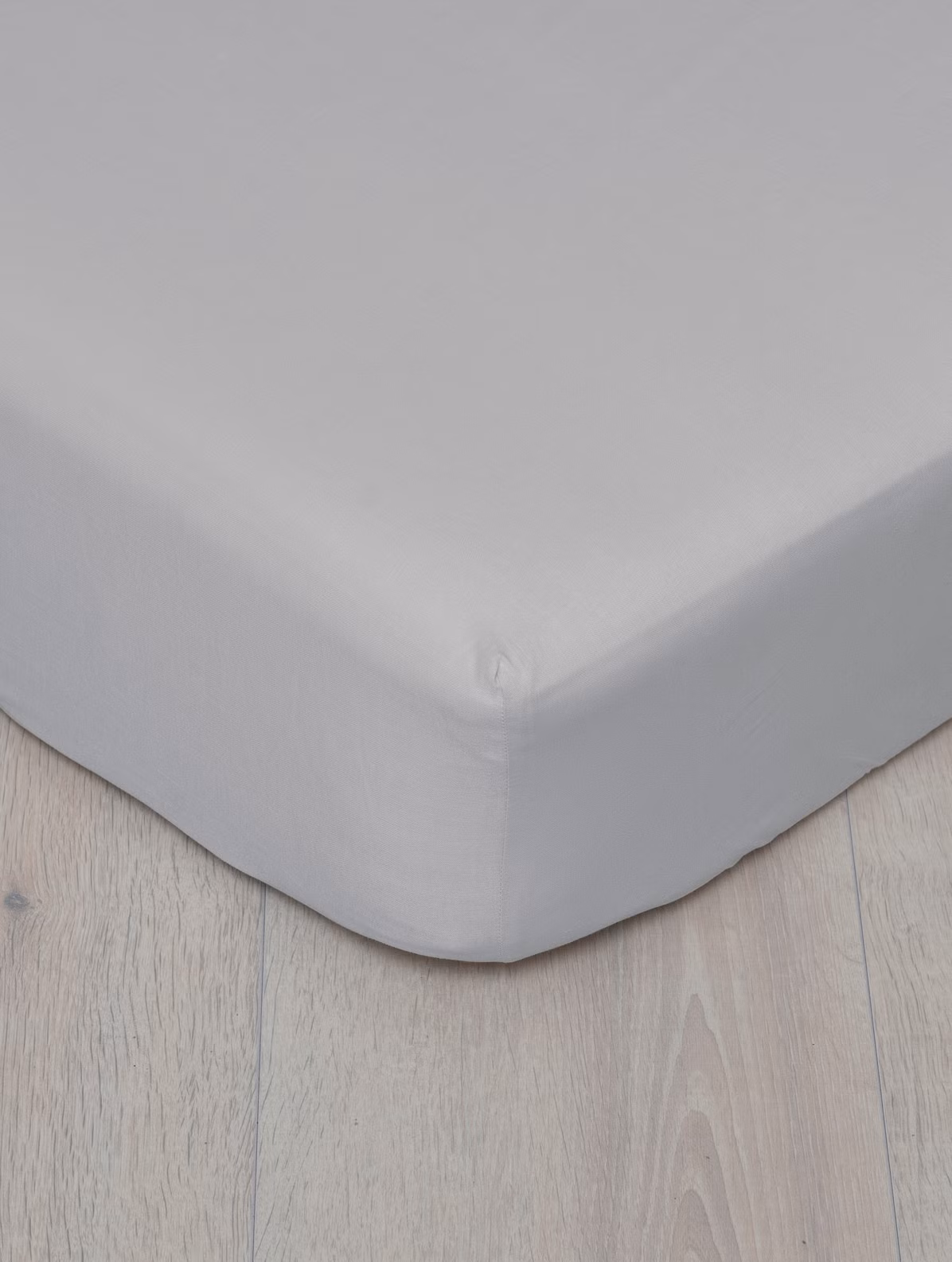 Formsydd laken bomull lys grå