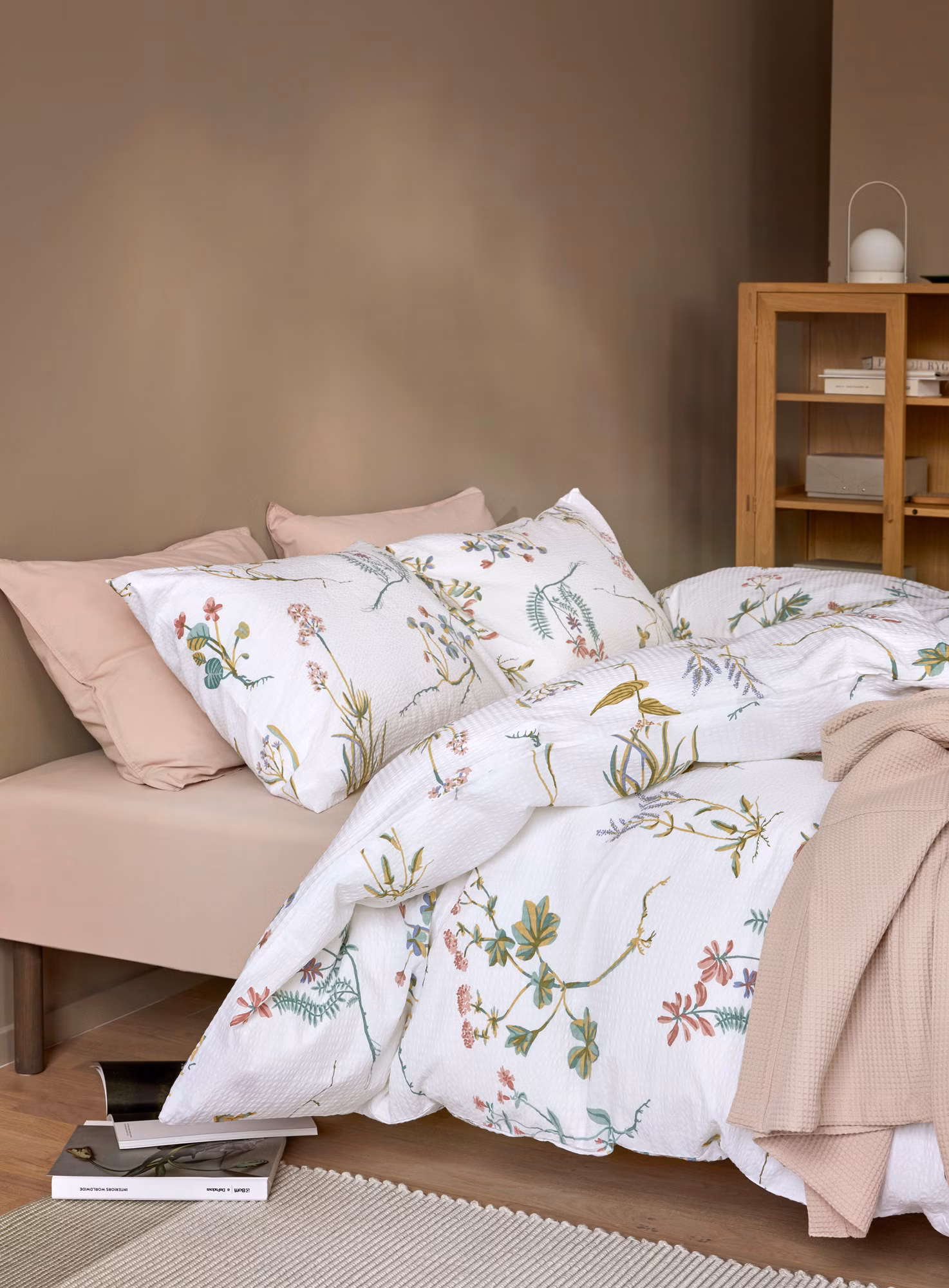 Fiona kreppsengesett rosa