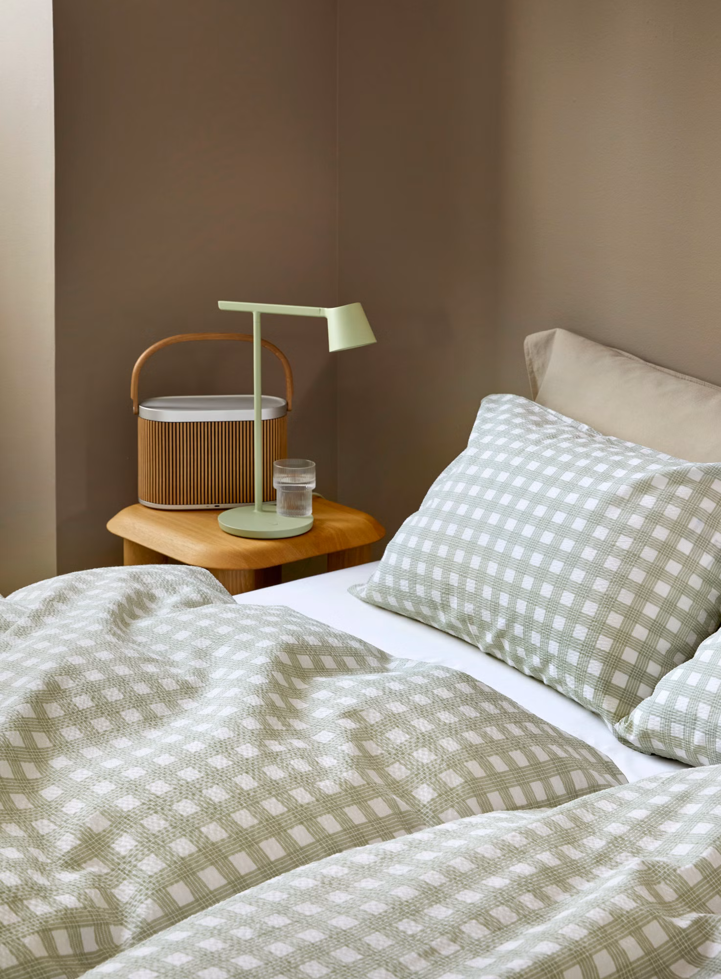 Birk kreppsengesett tegrønn