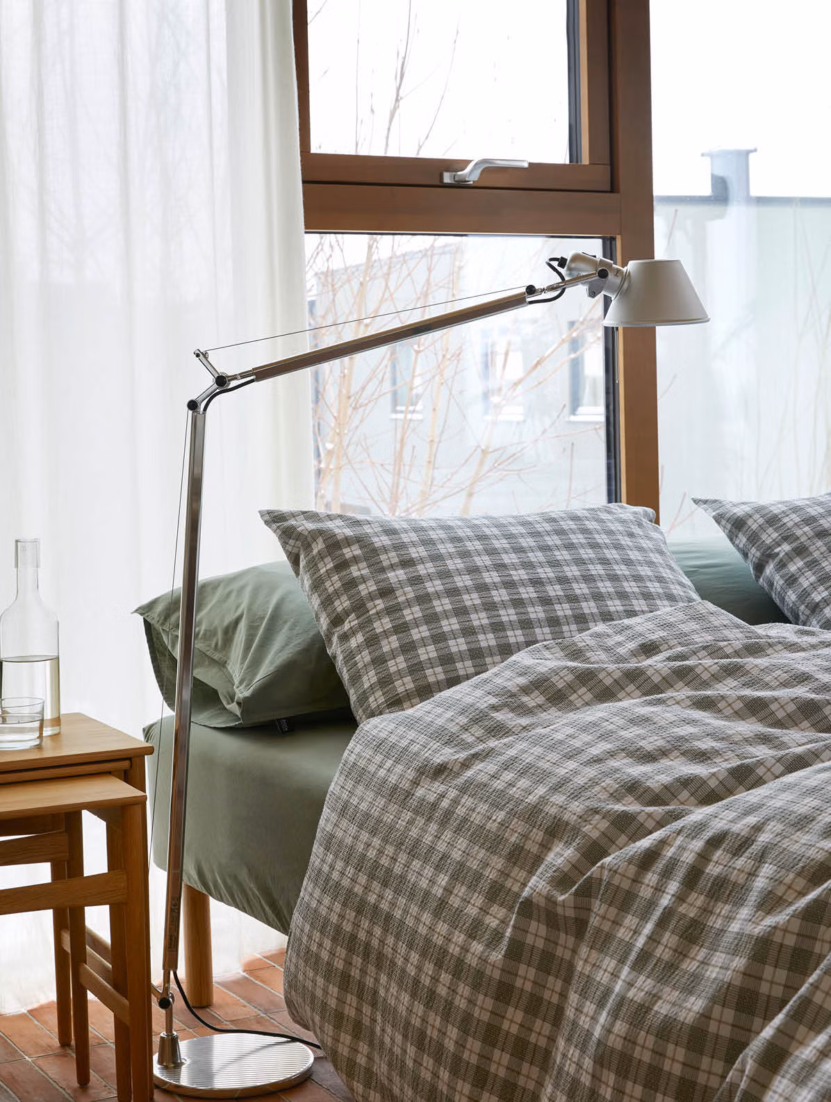 Kyrre kreppsengesett dempet grønn