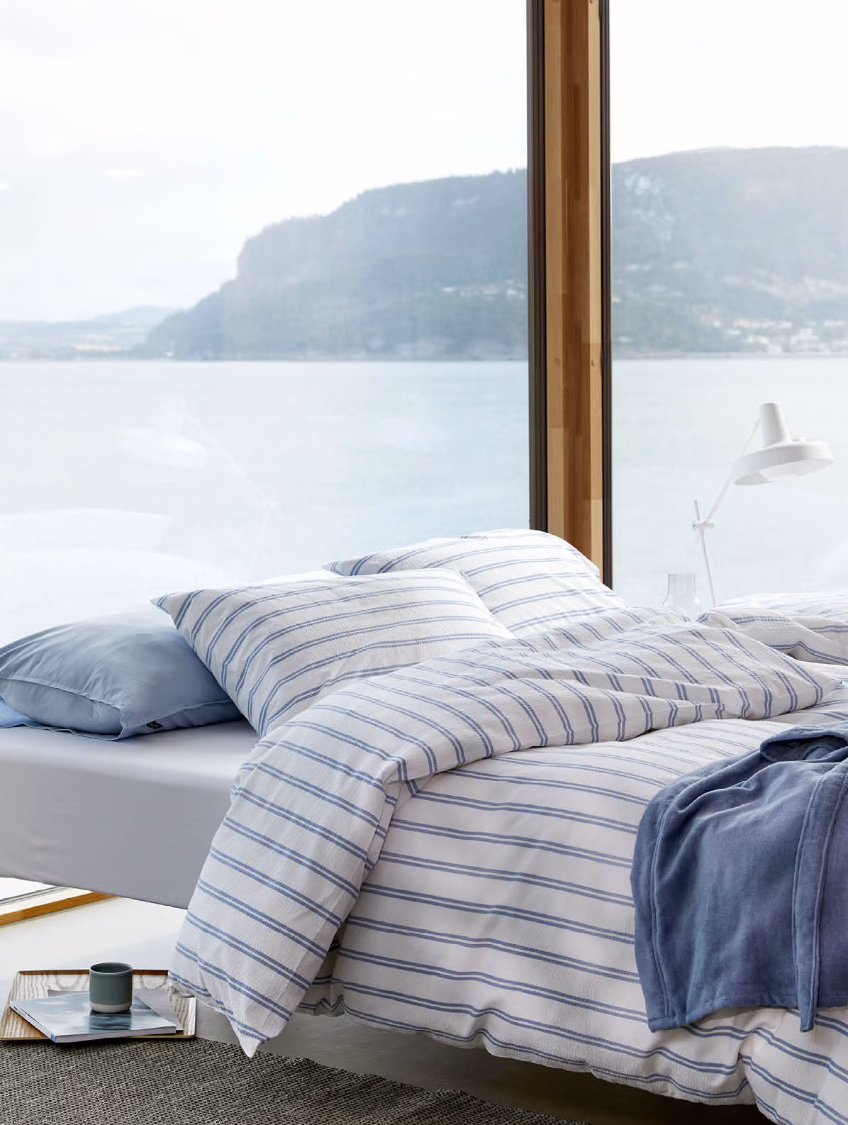 Wiktor kreppsengesett denimblå